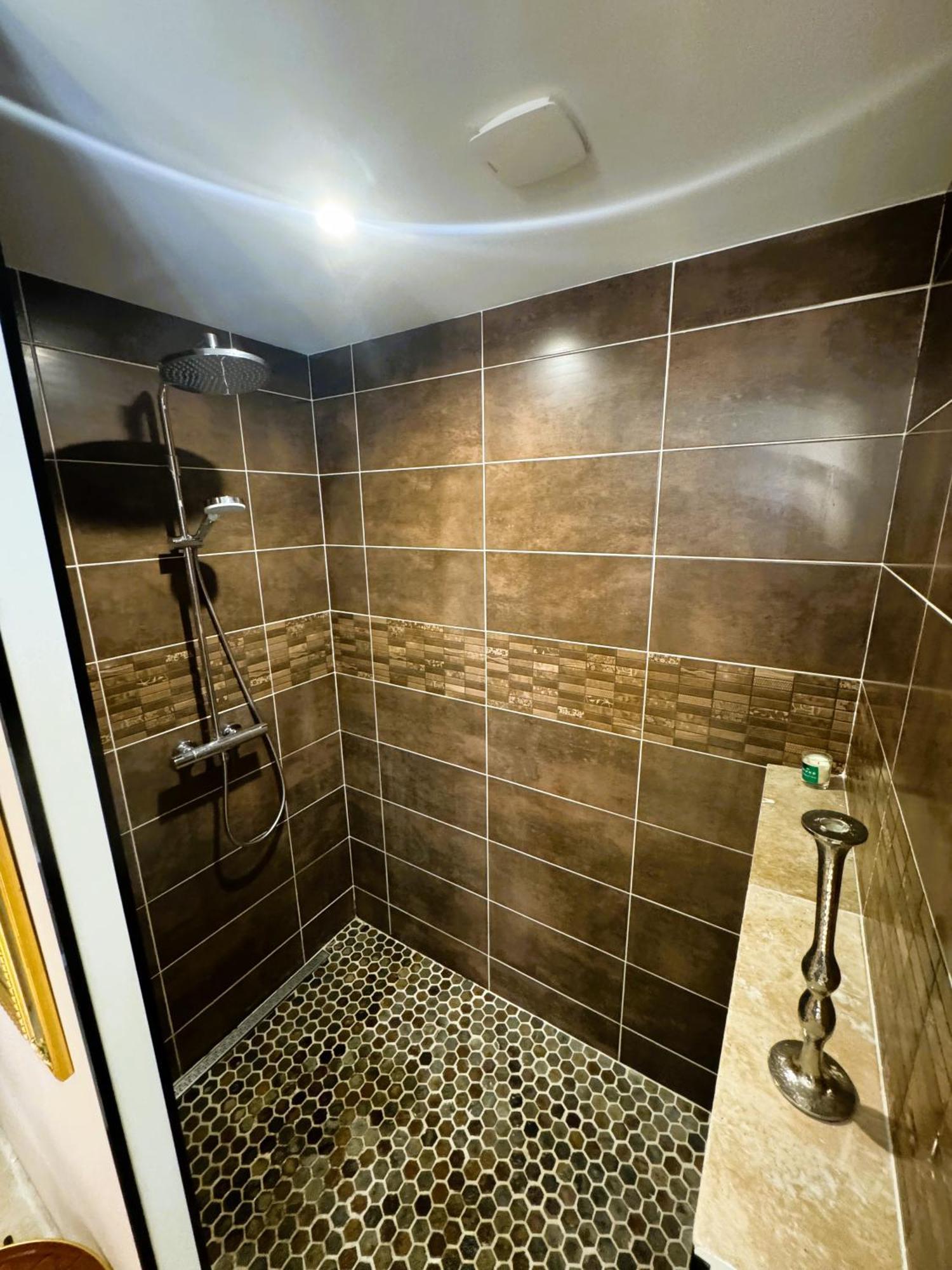 Le Dix - Classic Room - Vallabrix Proche Uzes Exterior foto