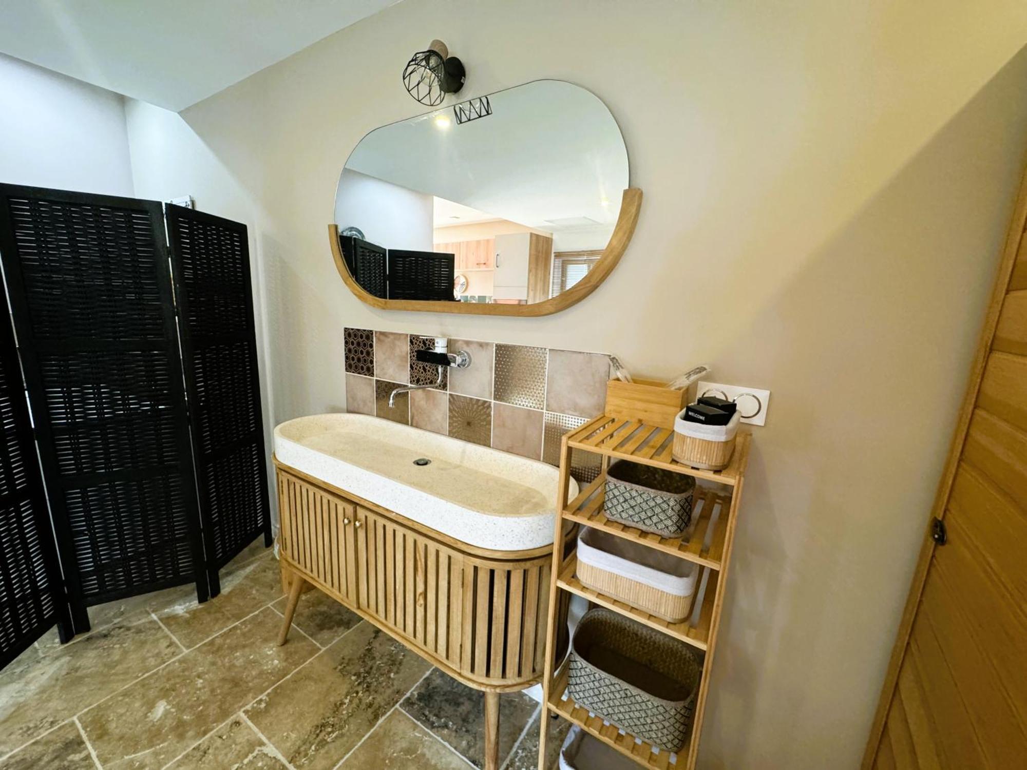 Le Dix - Classic Room - Vallabrix Proche Uzes Exterior foto
